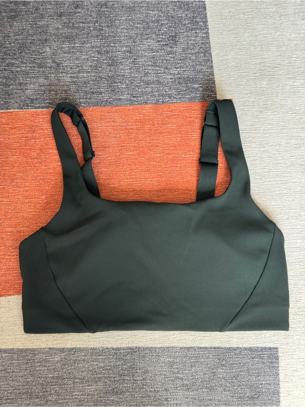Lululemon Dark Green Train Bra *Medium Support